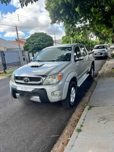 Toyota Hilux CD SRV D4-d 4X4 3.0 TDI Diesel AUT 2006