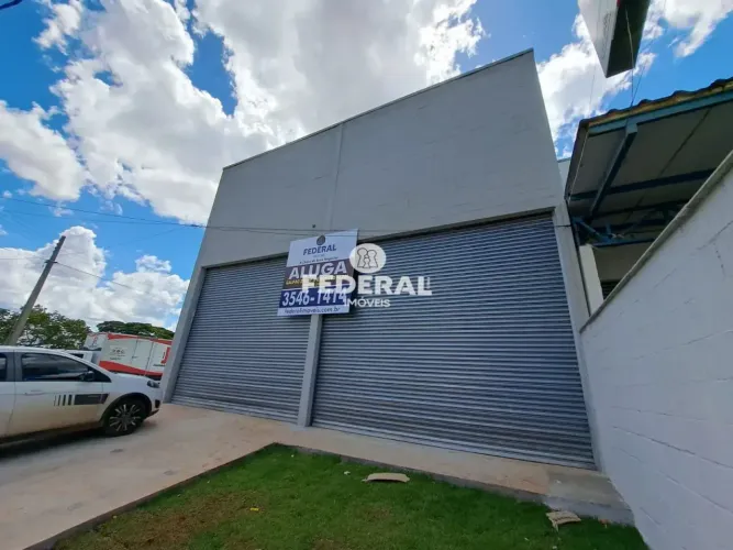 Excelente Galpão para locação, Com 250M² , Próximo ao centro de Aparecida de Goiânia, , Se