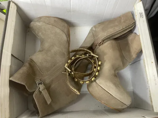 Bota Nobuck Número 34