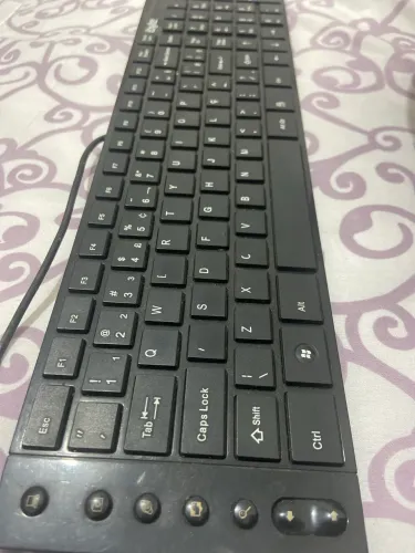 Teclado Ibyte iK-202 - Semi Novo (2 meses de uso)