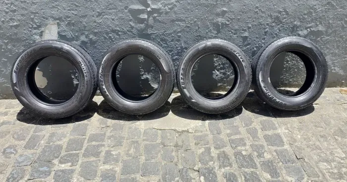 4 pneus 195/70 R15