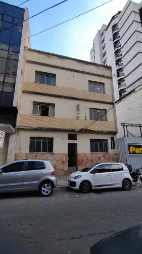 Locação - Cobertura no Centro, na Rua São Sebastião com 3 quartos