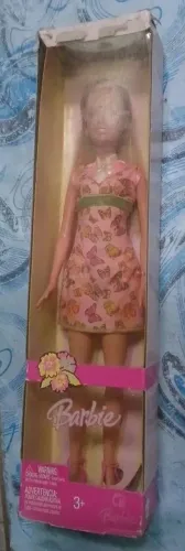 Boneca Barbie (Na embalagem)