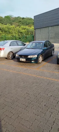 Chevrolet Vectra CD 2.2 16V / 2.0 16V Mec./aut. 2000