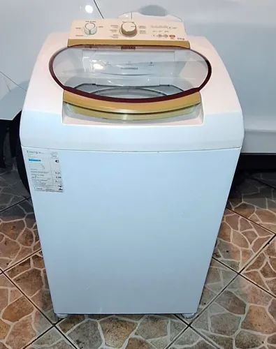 Vendo máquina de lavar Brastemp 11kg