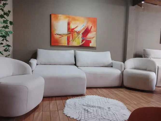 Sofá cama luxo,sem caixa,de 11,599 por apenas 2,999, parcelamos e entregamos entre