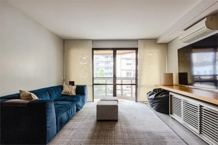 Apartamento à venda 3 quartos / suítes 2 vagas em Pinheiros