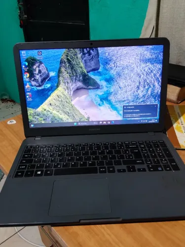Notebook samsung i5 oitava geracao(Leia a descricao)
