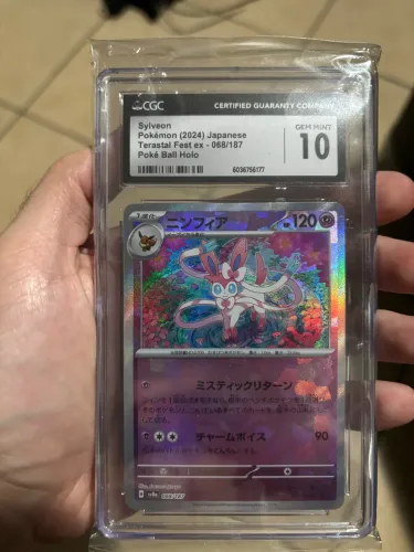 Carta Pokémon Sylveon CGC 10