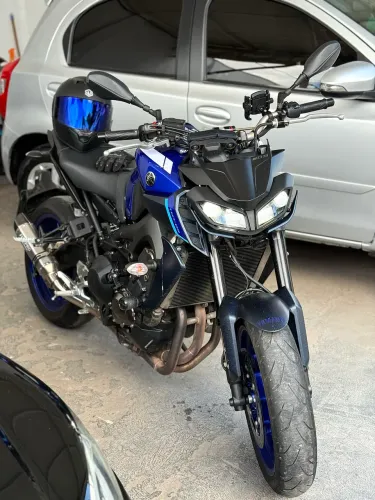 MT 09 / 2025 / Com acessórios / 