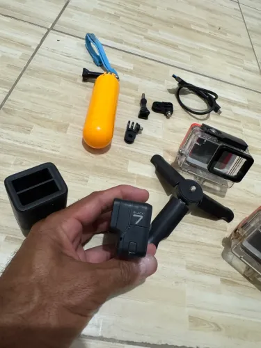 Gopro Hero 7 black com acessórios 