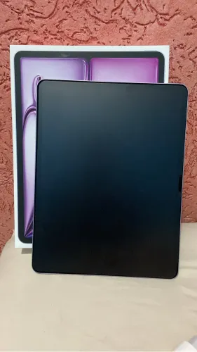 iPad Air 13, 256gb, m2 cor púrpura - seminovo