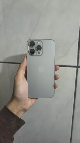 iPhone 15 Pro Max - 256GB 89%