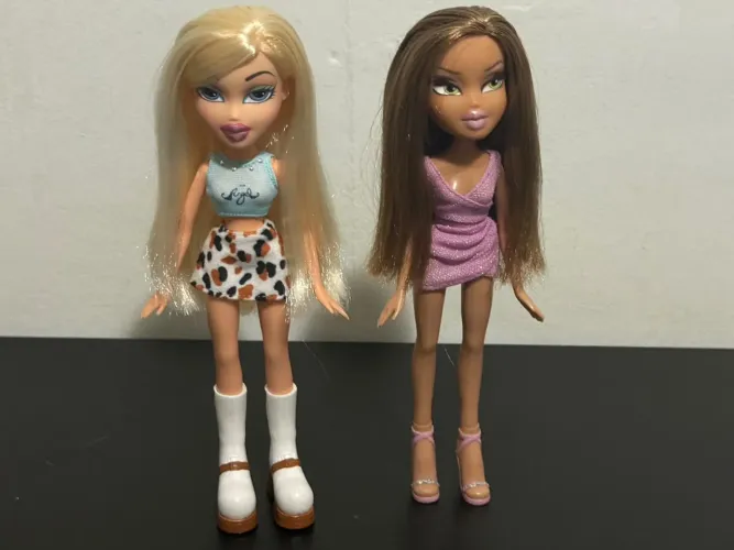 Lote Bonecas Bratz Cloe Budget e Yasmin Fashion Show