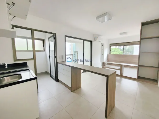 Studio na Vila Mariana, 1 vaga livre, pronto para morar