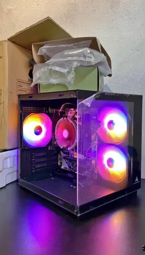 PC Gamer Pichau Apolo III - Ryzen 5 5600GT / 16GB RAM / SSD 480GB + Periféricos