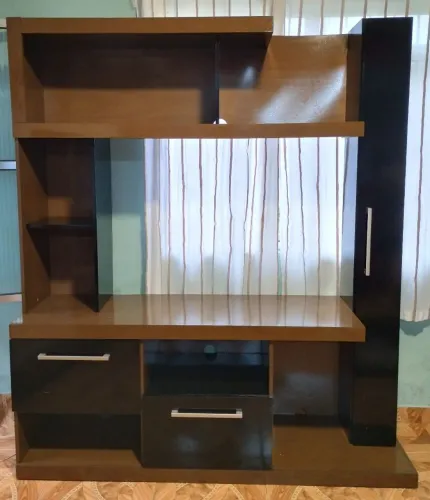 Estante Home Theater p/ TV até 50" - Imbuia e Preto (Impecável)