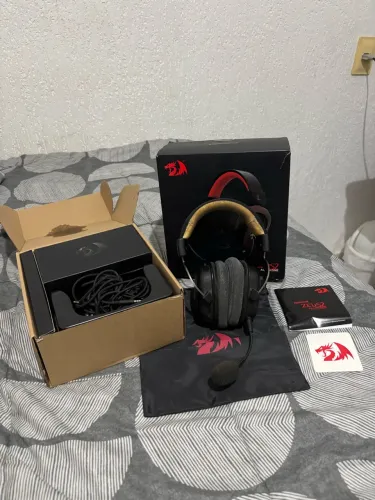 Headset Redragon Zeus Usado