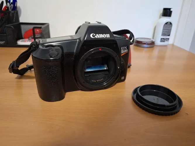 Câmera analógica Canon Rebel G