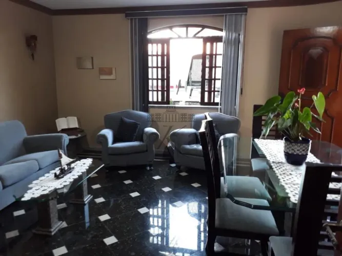 Casa - Jardim Satélite - 230m² - 5 Dormitórios.