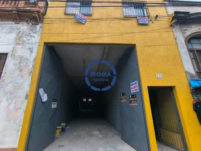 Galpão comercial/industrial à venda no Centro de Santos/SP
