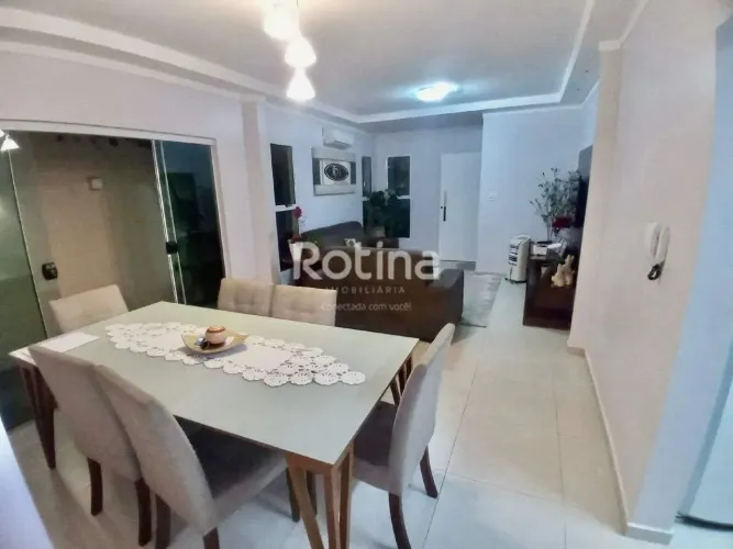 Casa à venda, 3 quartos, Jardim Holanda - Uberlândia/MG - Rotina Imobiliária