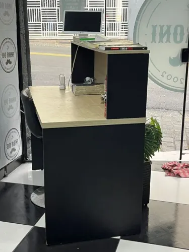 Balcão de recepção 