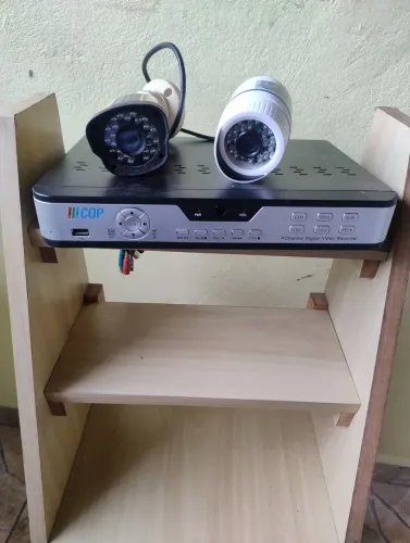 DVR para câmara de segurança funcionando normalmente