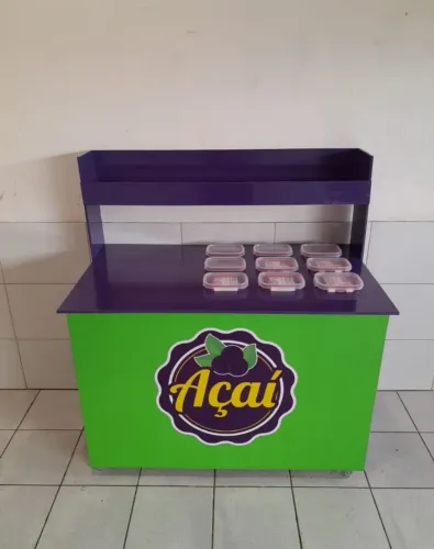 Vendo Balcão de Açaí 700,00