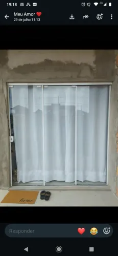 Porta janela mão amiga
