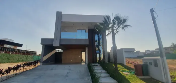 Cidade Alpha  Casa Duplex com 4 Suítes no Eusébio