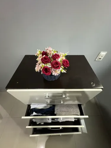 Cômoda 5 gavetas
