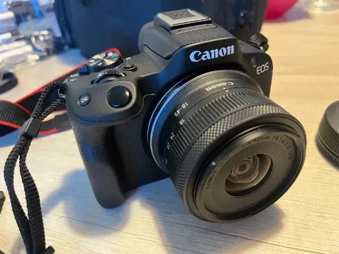 CANON R50 + ACESSÓRIOS