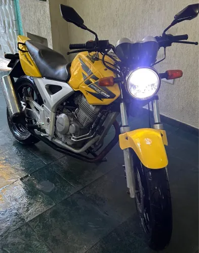 TWISTER 250 2008