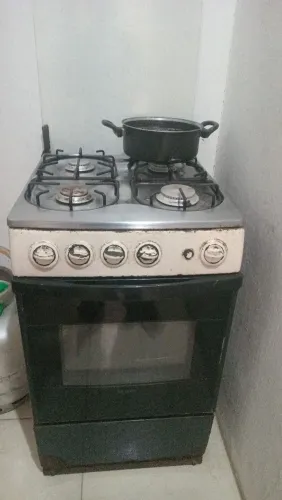 Vendo fogão no precinho pois vou embora
