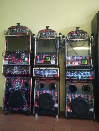 Aluguel de karaoke e jukebox, vamos animar sua festa, várias músicas atualizadas! 