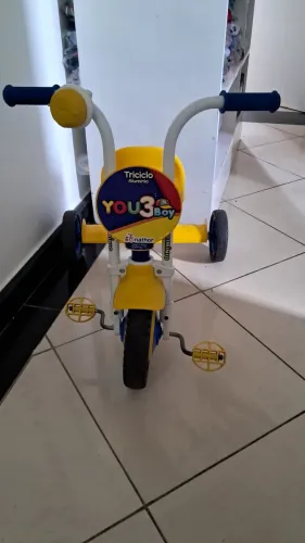 Triciclo infantil
