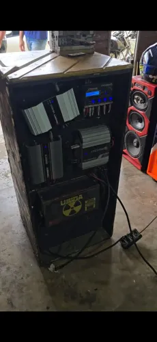 som automotivo estrutura caixa bob 18 pol