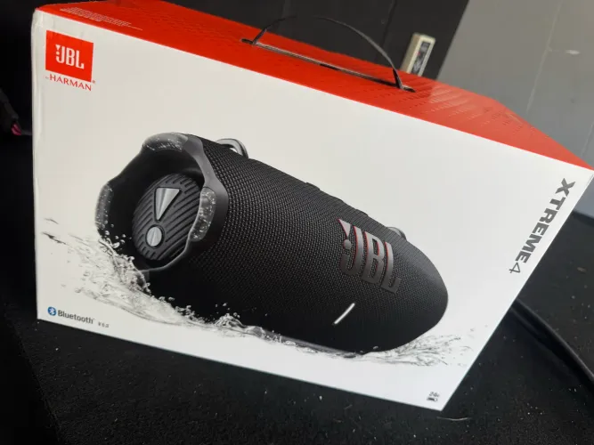 Caixa de Som JBL Extreme 4 Nova