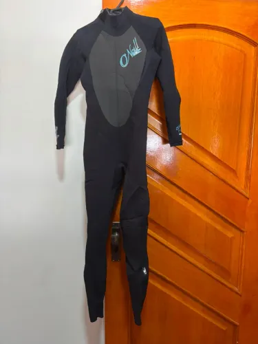 roupa neoprene mergulho
