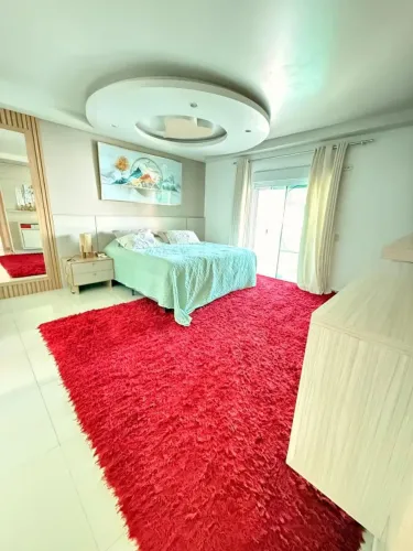 Casa 6 suites  a 700m da mar na região das Gaivotas. FLORIANÓPOLIS 