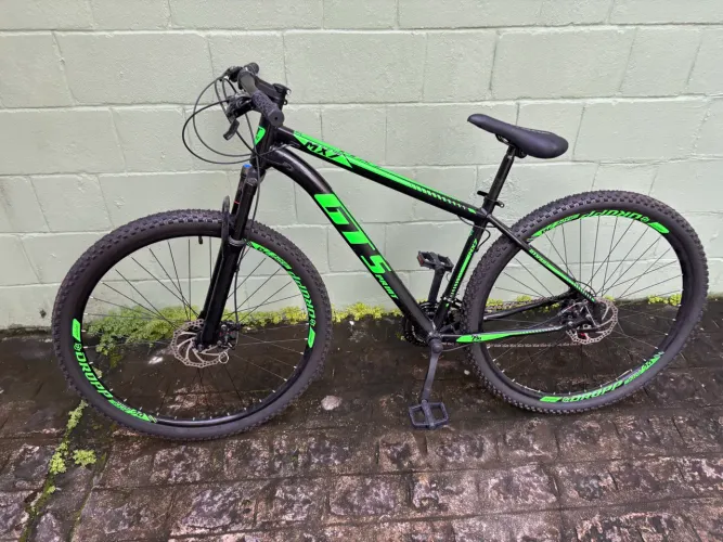 Bicicleta nova!!! Usada 2 vezes