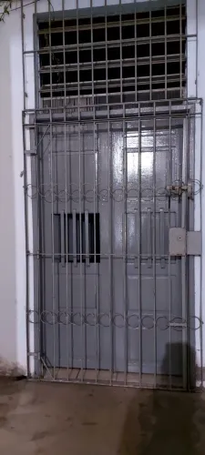 Alugo casa na Glória