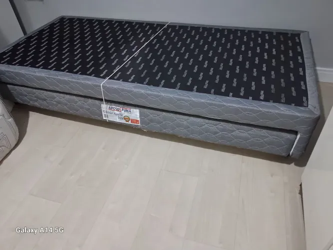 Base de cama box ,mais cama auxiliar