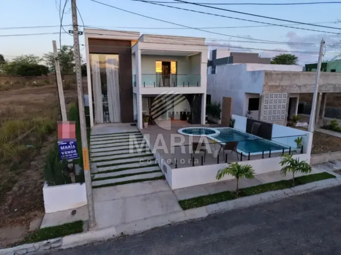 Casa de condomínio com 04 quartos e piscina privativa à venda em Gravatá/PE!