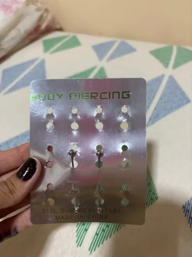 Piercing transversal orelha