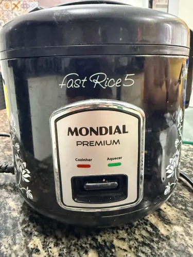 Vende-se Panela Elétrica de Arroz