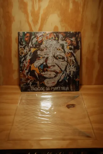 Disco Vinil Lp Martnália Pagode Da Martnália / Tres Selos