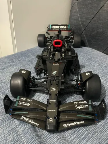 Vendo lego Mercedes F1