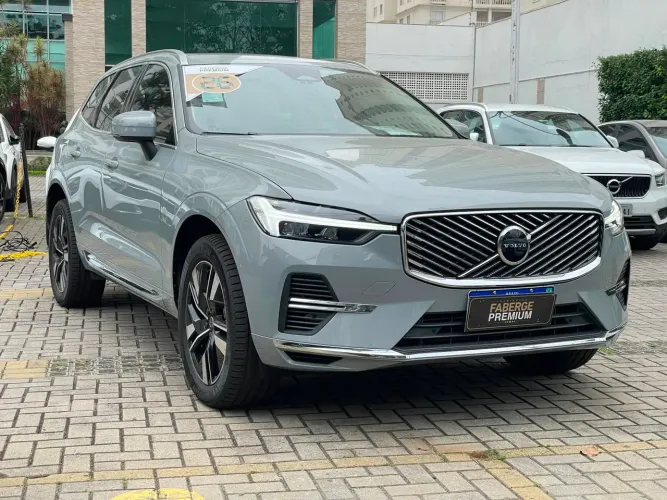 Volvo XC-60 T-8 Plus 2.0 AWD (híbrido) 2026